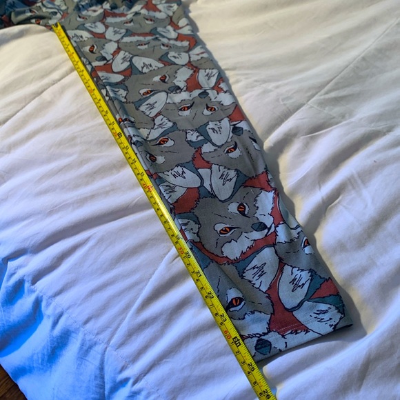LulaRoe Rare Retired “Fox” print leggings. Buttery soft, super stretchy. EUC OS - Picture 4 of 7